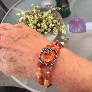 Genuine Agate gemstone and crystal bracelet